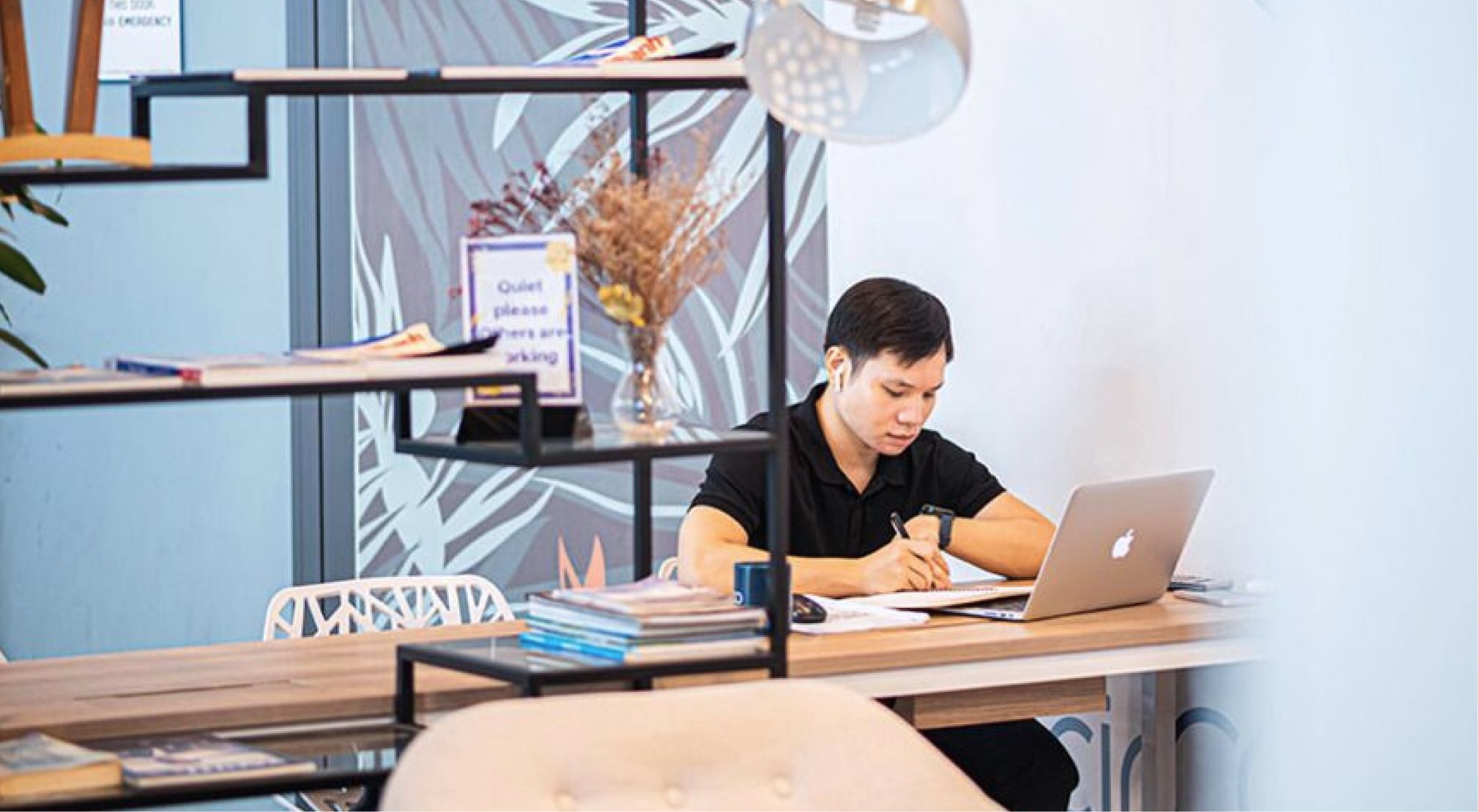 5 Kinh Nghiệm Thực Tế Khi Thuê Chỗ Ngồi Làm Việc Mà Bạn Cần Biết