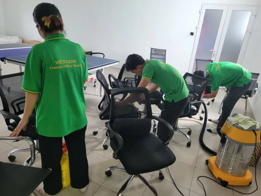Việt Clean cung cấp dịch vụ vệ sinh văn phòng toàn quốc